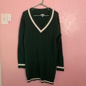 Green Cable Knit V-Neck Sweater